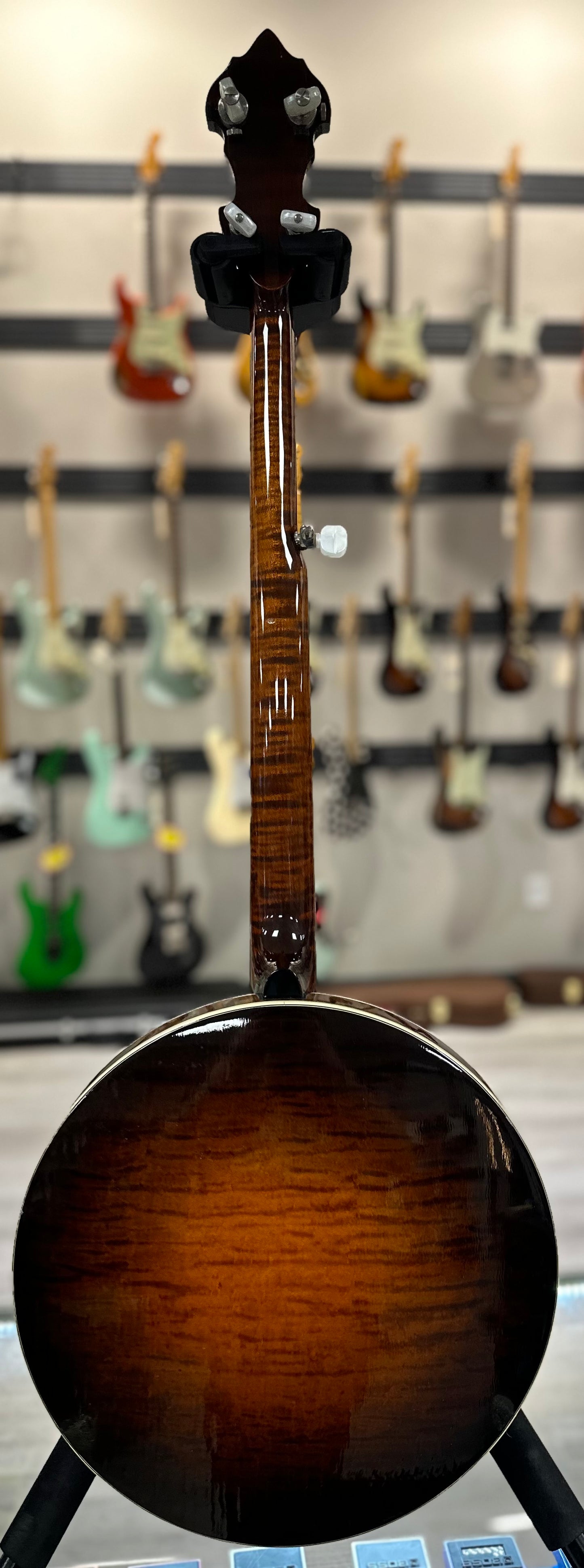 Full back of Gibson RB250 Earl Scruggs Mastertone Banjo w/case TSS4190