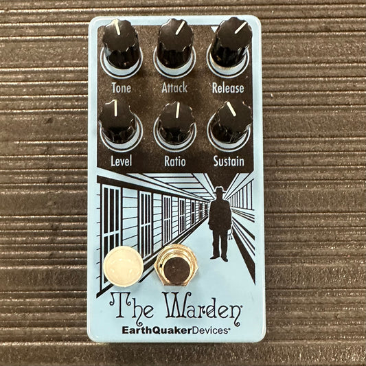 Top of Used Earthquaker Devices The Warden Compressor TSS4158