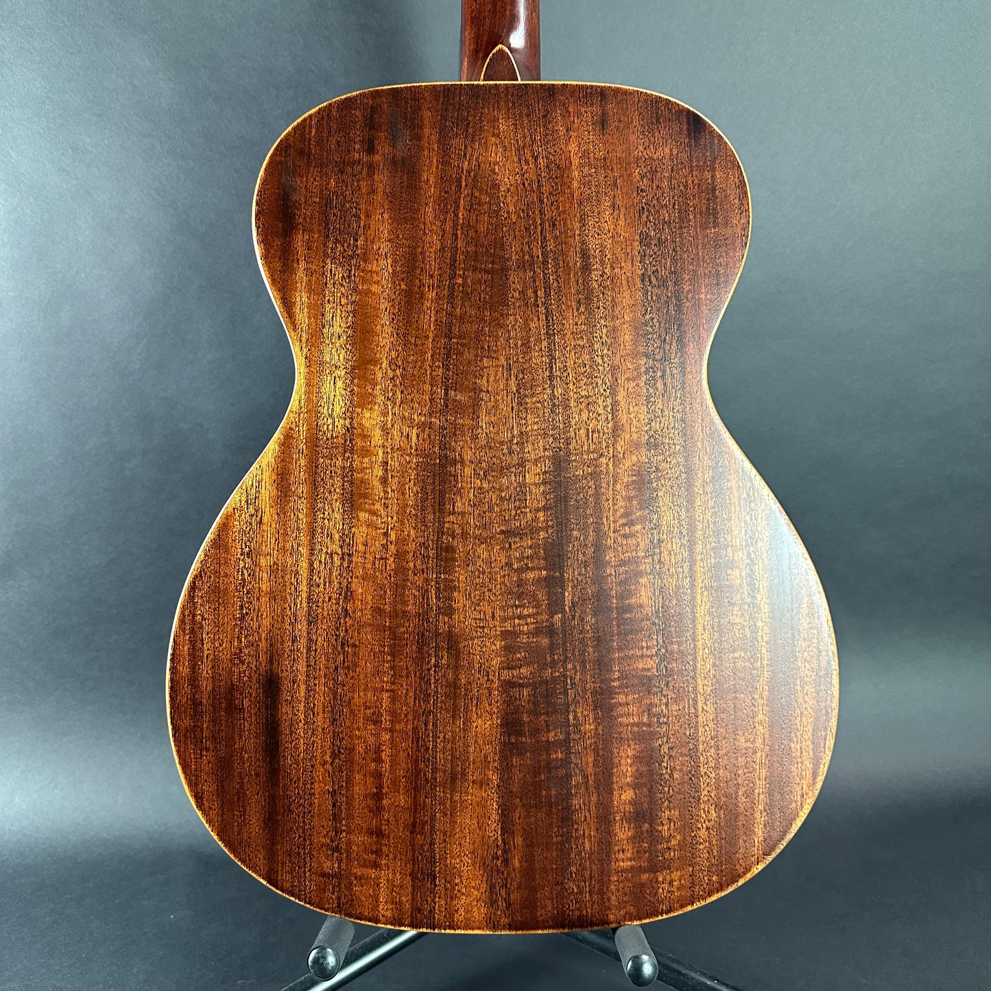 Back of body of Used Martin 000-15M Streetmaster.