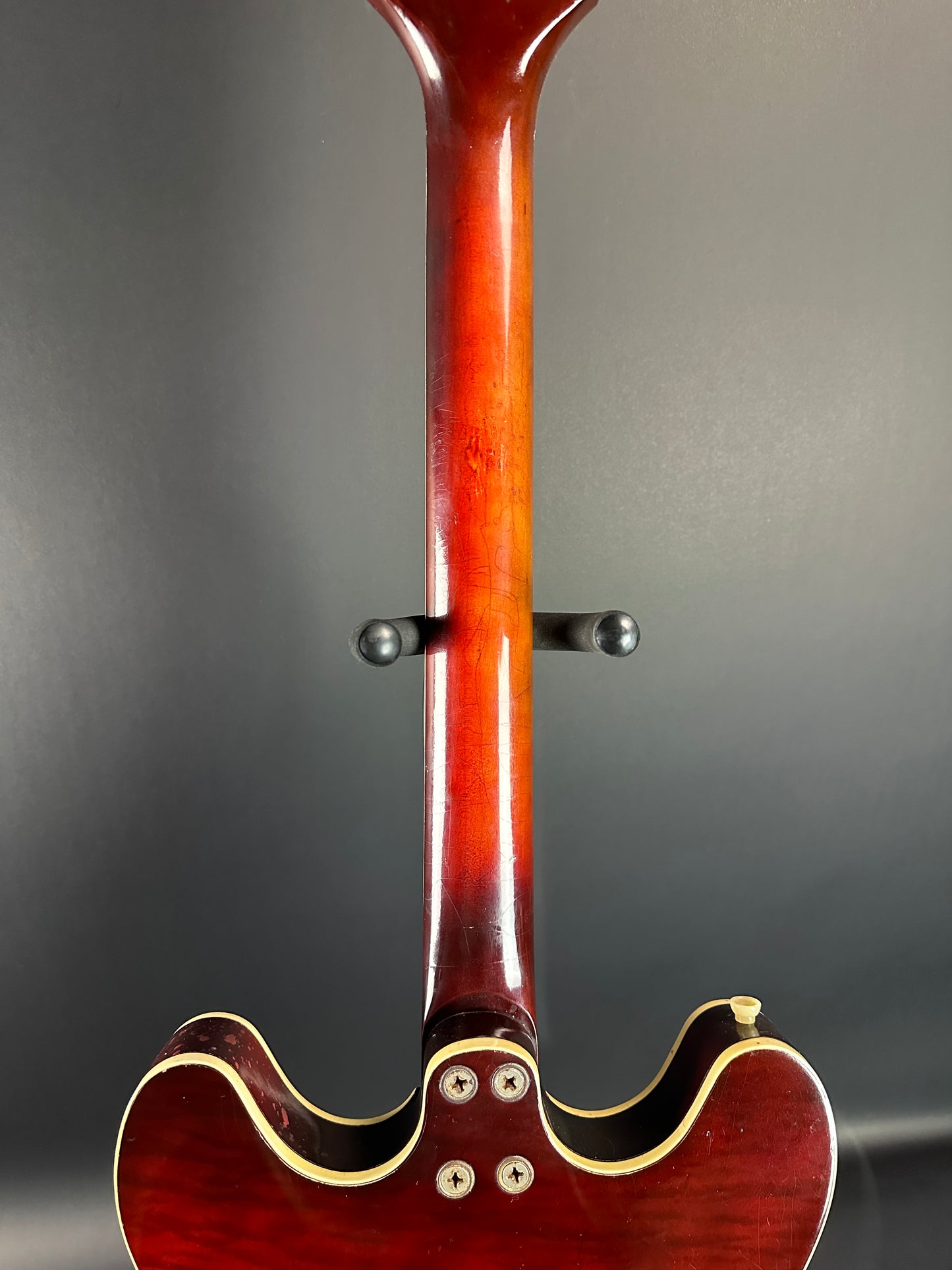 Back of neck of Vintage Silvertone 1454 Doublecut Redburst.