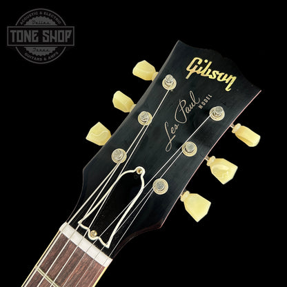 Front of headstock of Gibson Custom Shop M2M 1959 Les Paul Standard Chambered Lemon Burst VOS.