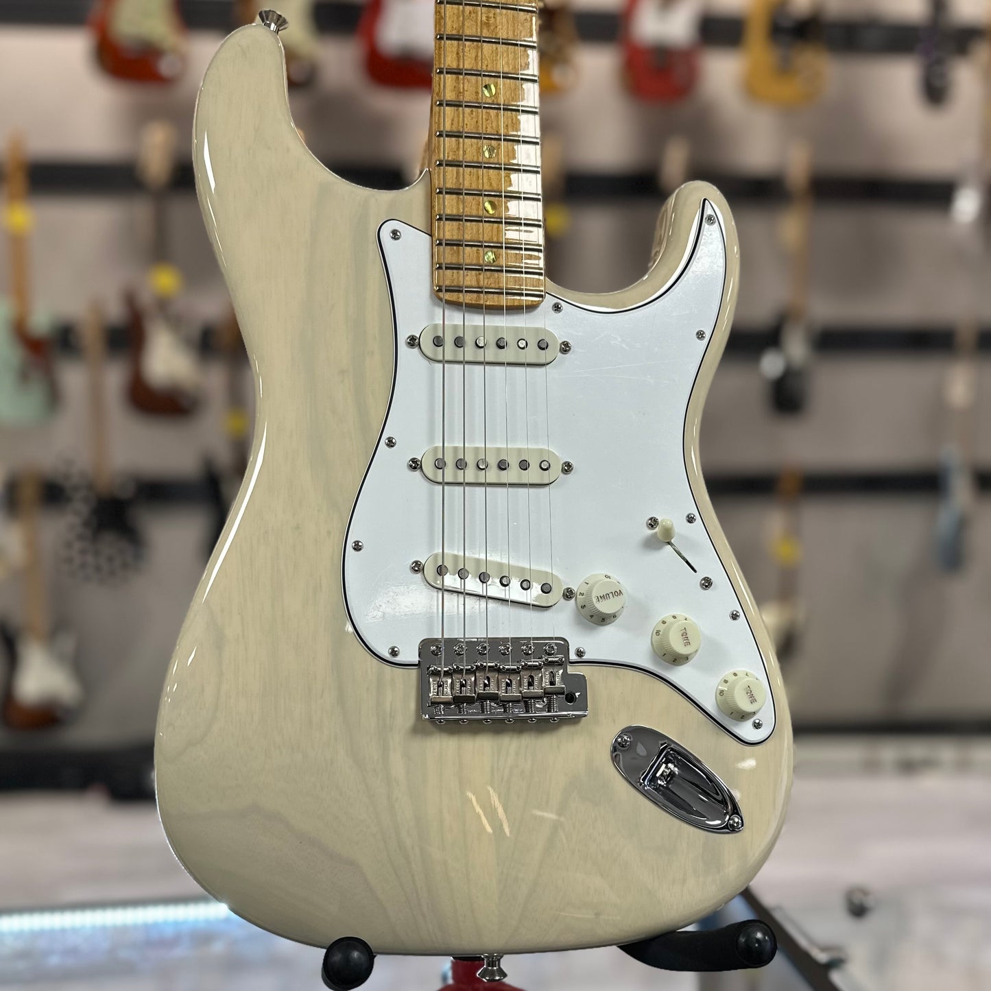 Fender Custom Shop American Custom Stratocaster MP Vintage Blonde w/case