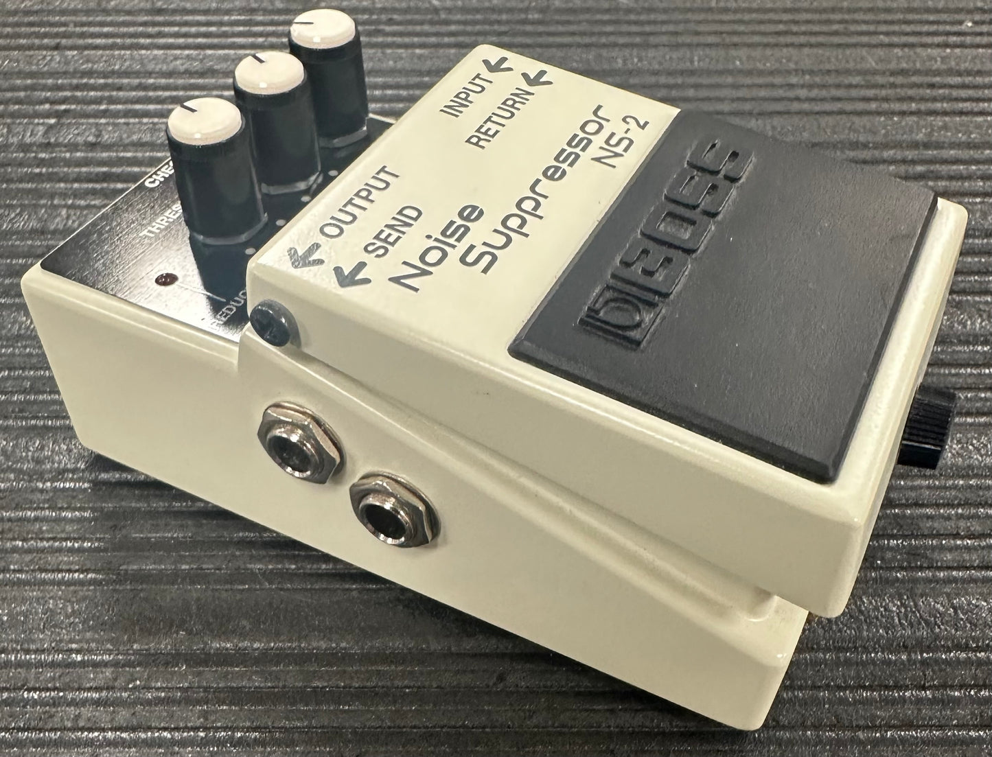 Side of Used Boss NS-2 Noise Suppressor TSS4033