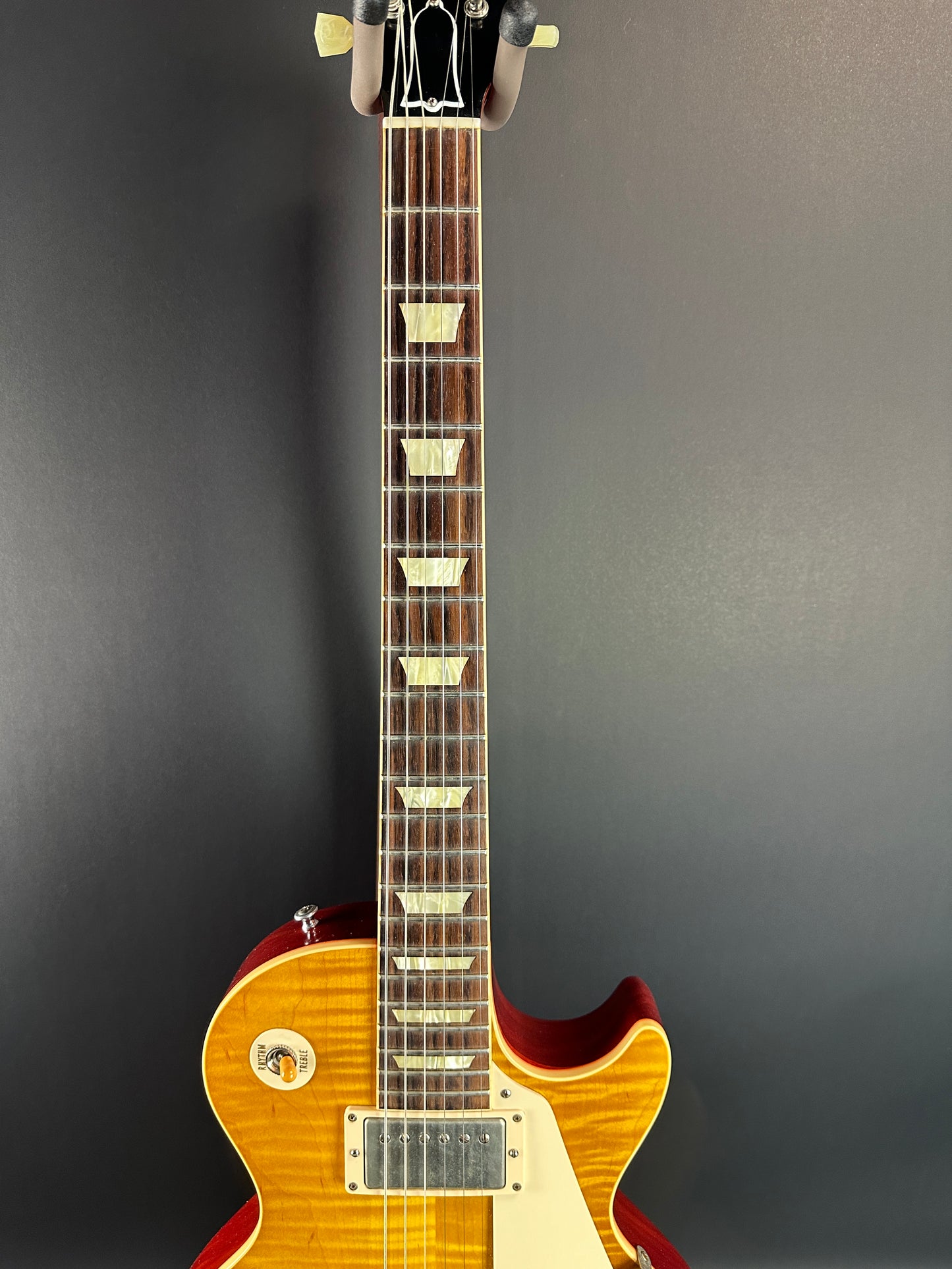 Fretboard of Used Gibson 1958 Reissue Les Paul VOS Lemonburst.