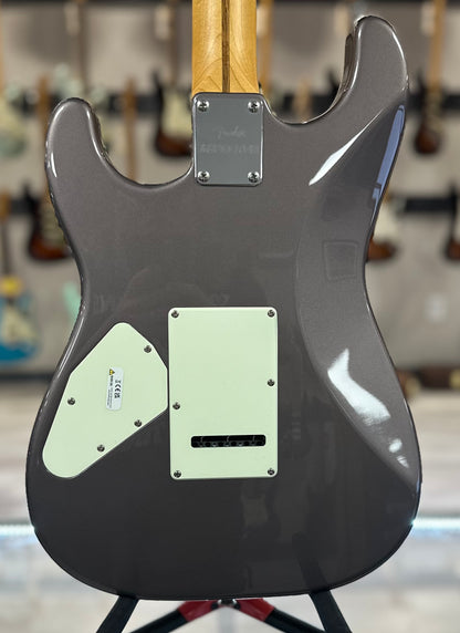 Back of Used 2023 Fender Aerodyne Special Stratocaster HSS Dolphin Gray Metallic w/bag TSS4122