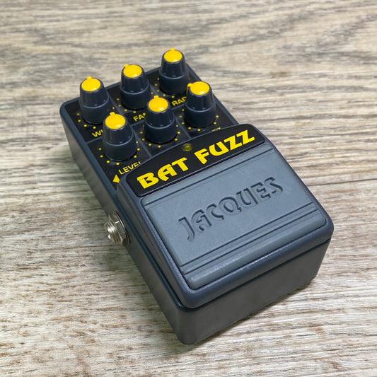 Top angle of Used Jacques Bat Fuzz TSU15464.