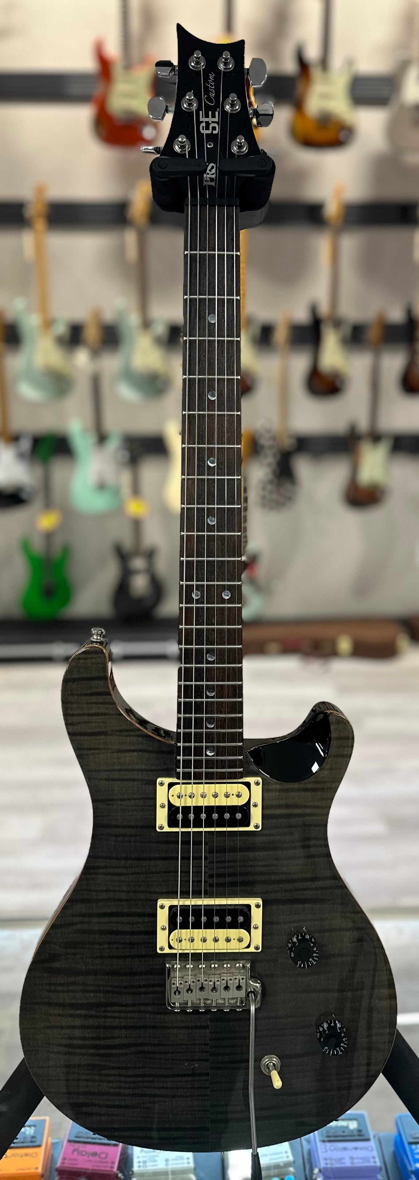 Full front of Used PRS SE Custom Trans Black w/bag TSS4227