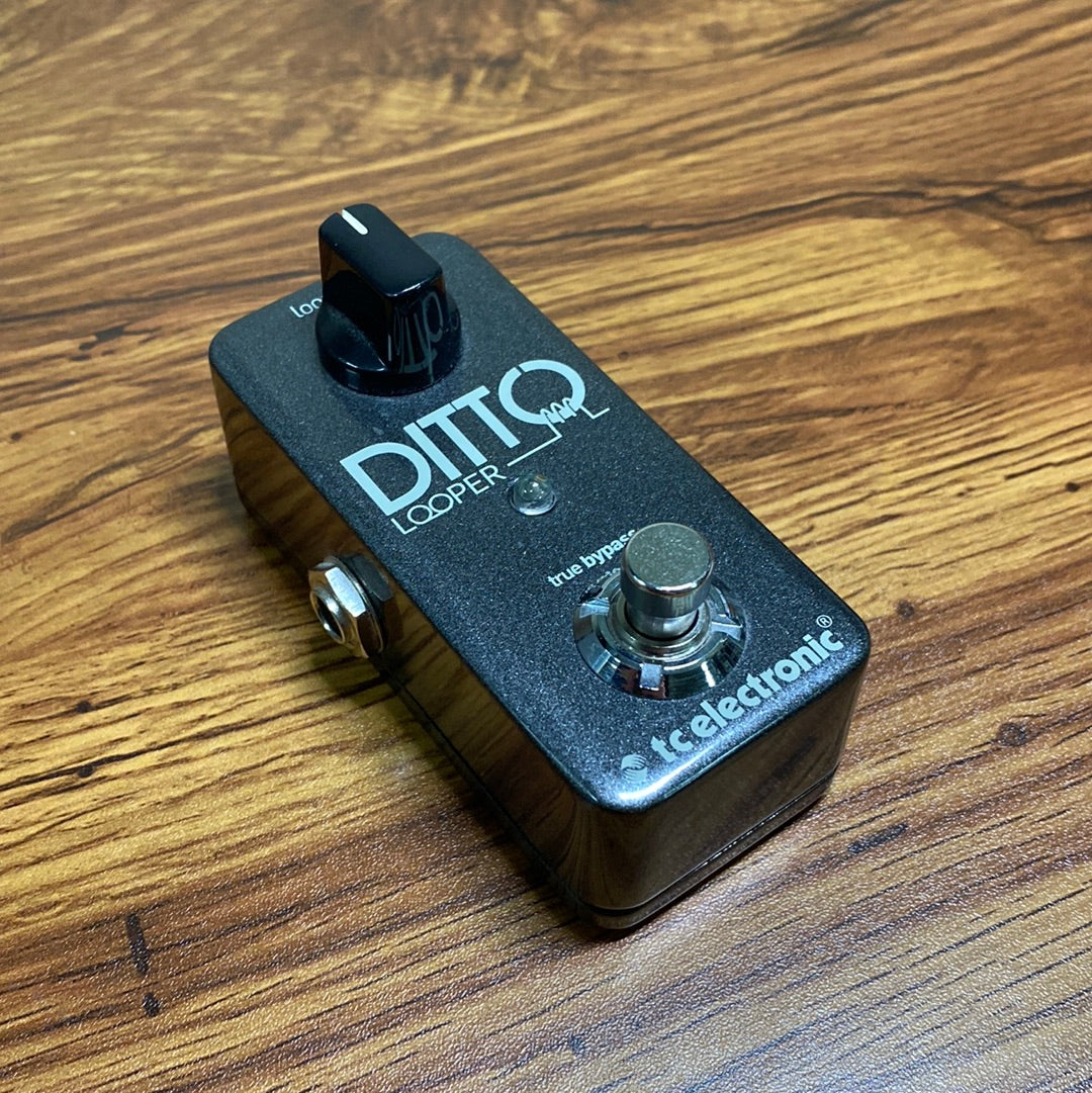 Top angle of Used TC Electronic Ditto Looper TSU16088.