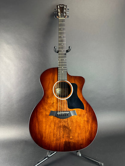 Full front of Used Taylor 224ce-K DLX Shaded Edgeburst.