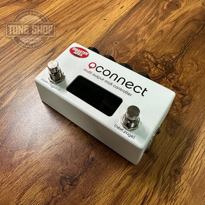 Top of Used Disaster Area qConnect Multi Midi Controller.