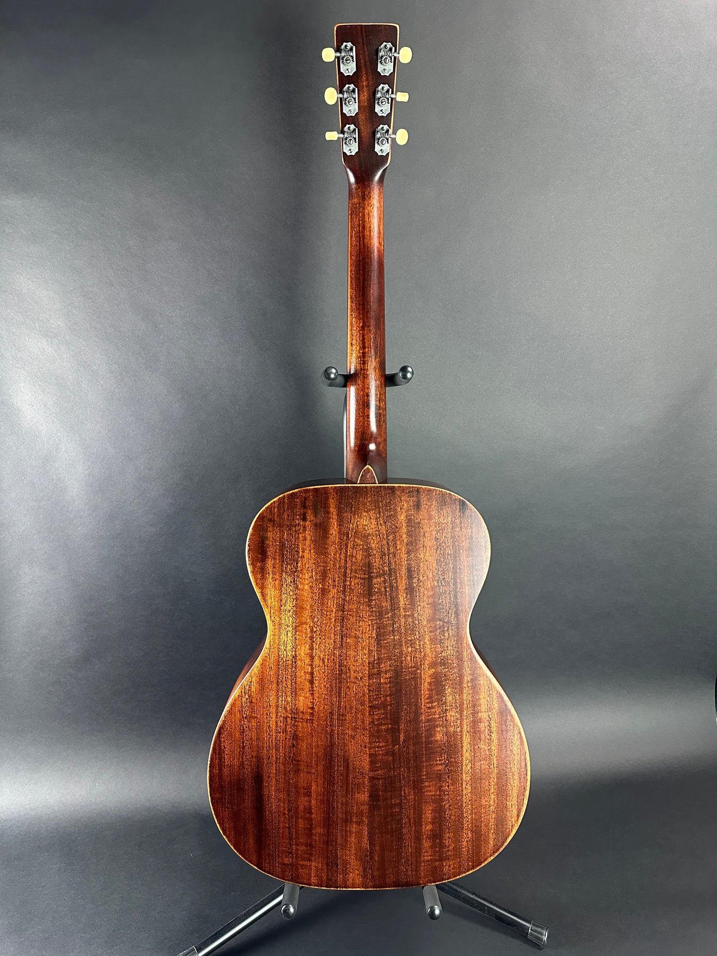 Full back of Used Martin 000-15M Streetmaster.