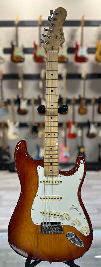 Full front of Used 2019 Fender American Professional Stratocaster Sienna Sunburst w/case TSS4498