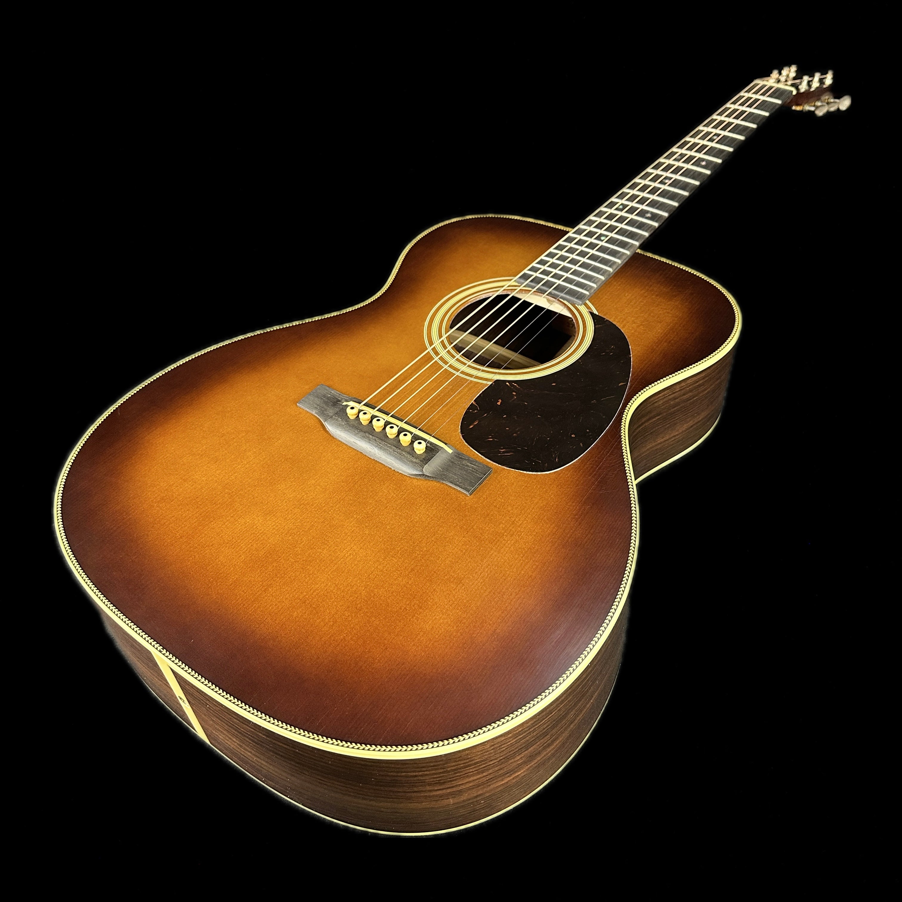 Used Martin Custom Shop 000-28 Authentic 1937 Stage 1 Aging Ambertone Burst  w/case TSU16160