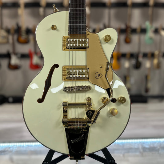 Front of Used Gretsch Chris Rocha Signature Electromatic Broadkaster Jr w/bag TSS4490