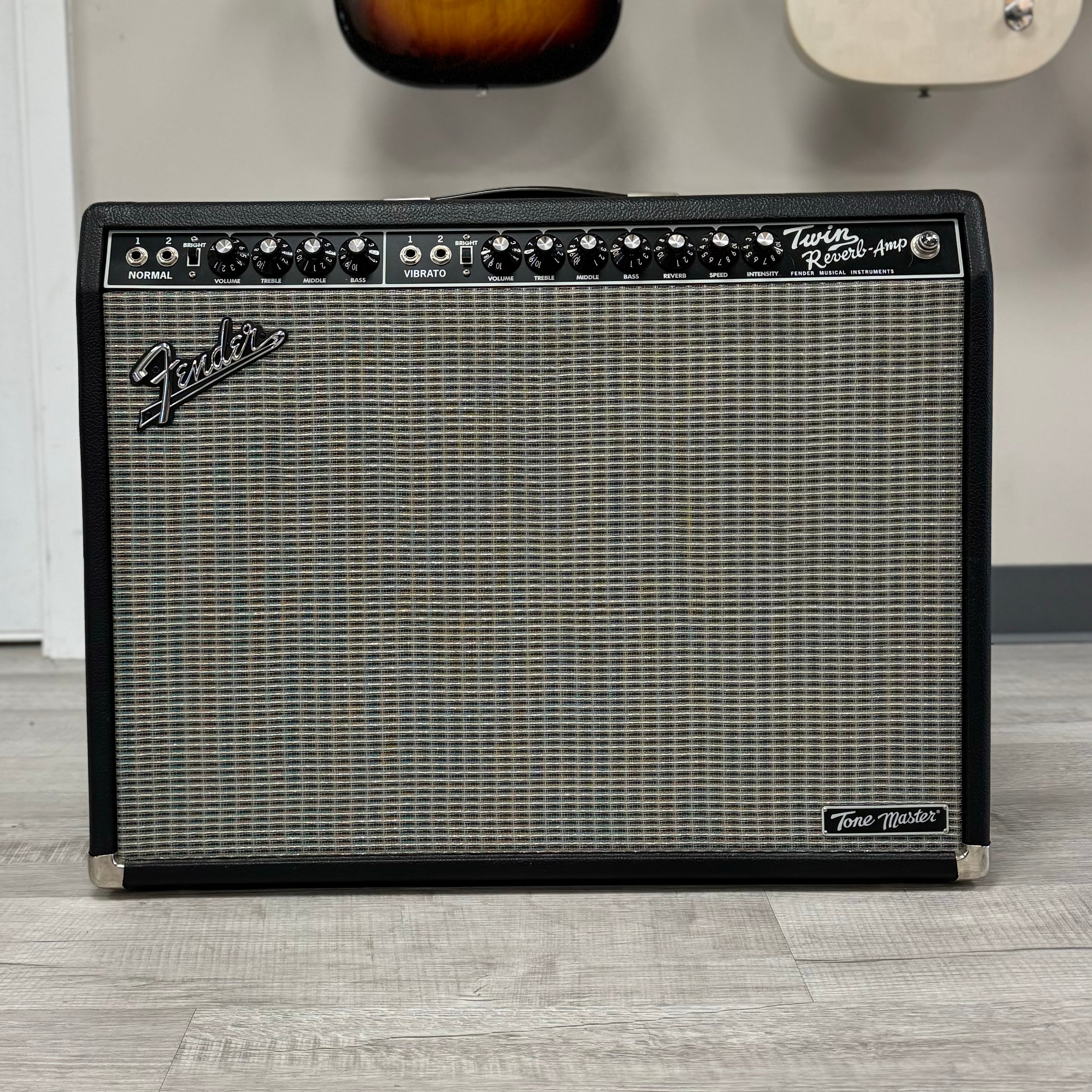 Used Fender Tone Master Twin Reverb 2x12 TSS4666