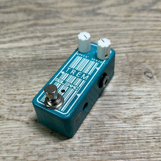 Top angle of Used Malekko Omicron Series Analog Tremolo.