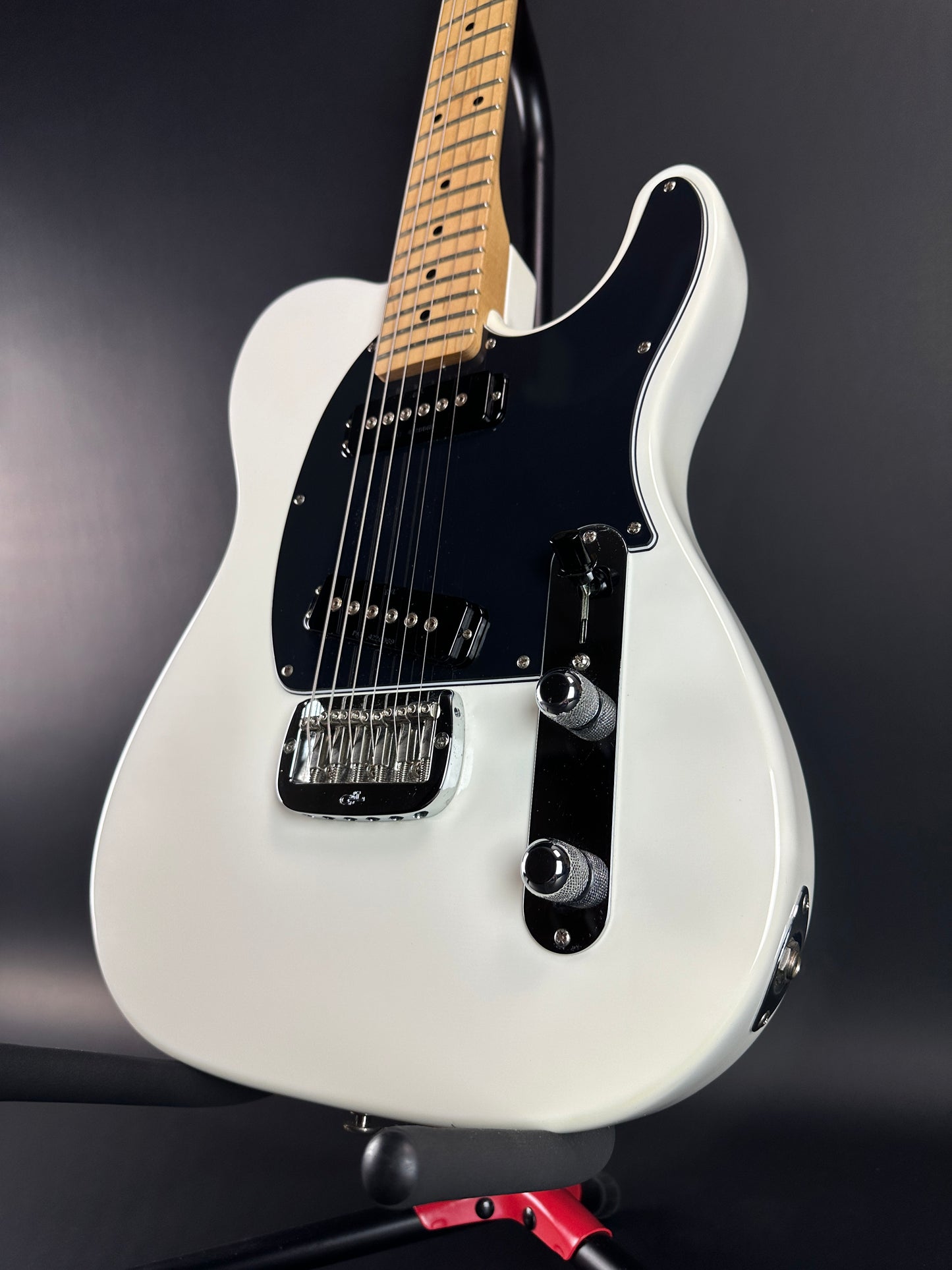 Front angle of Used G&L ASAT White.