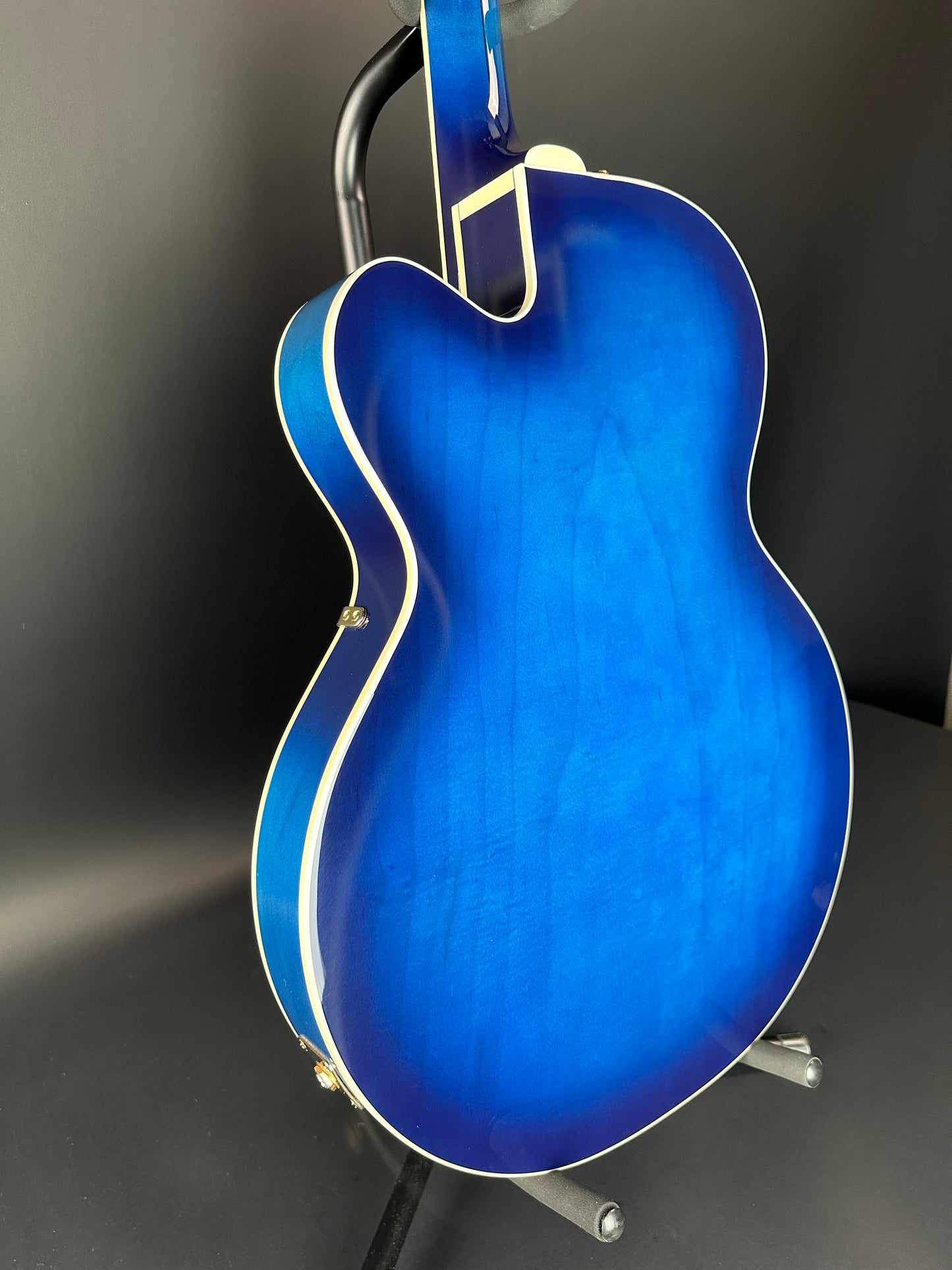 Back angle of Used Gretsch G6120 SB Blueburst.