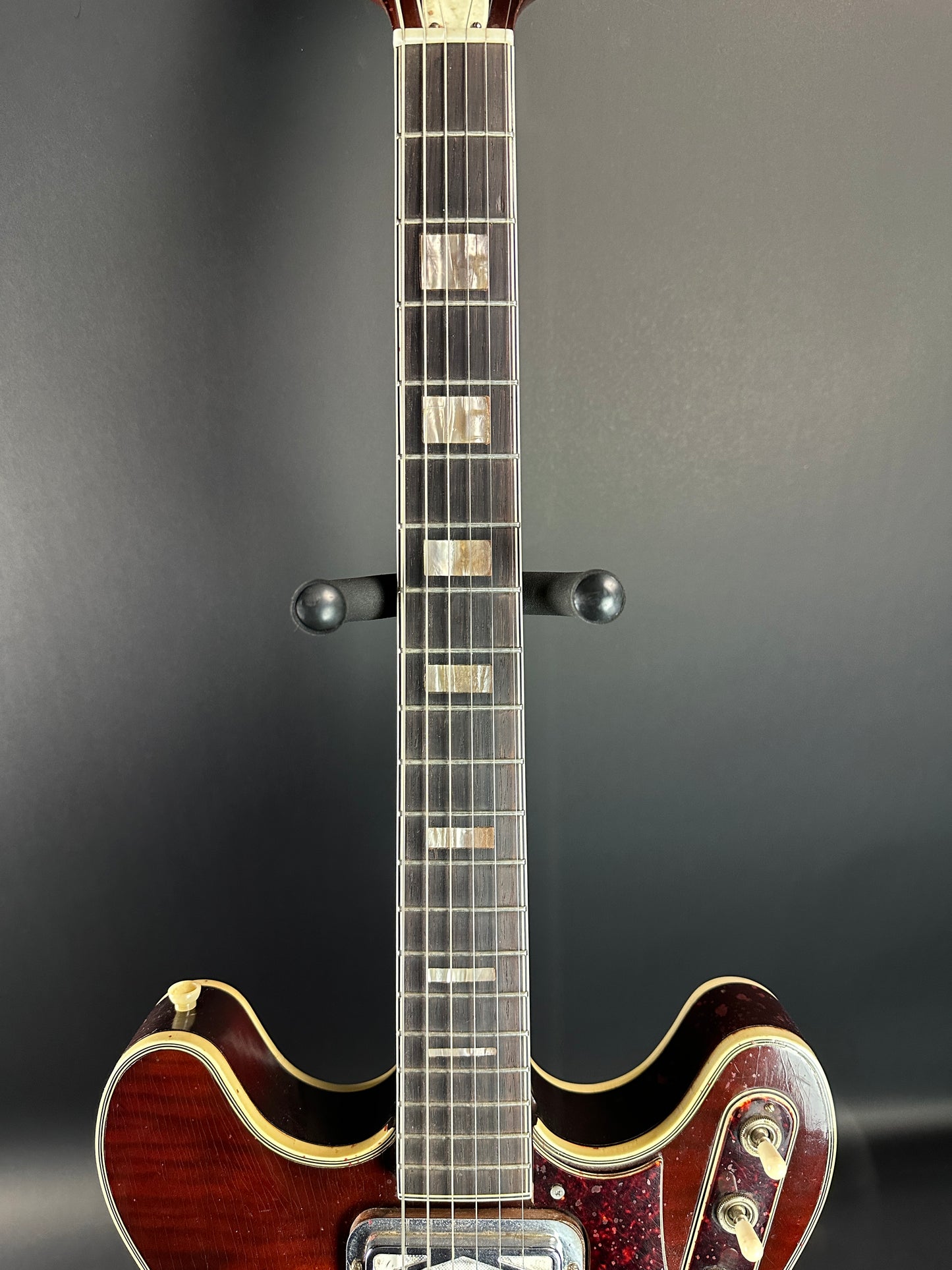 Fretboard of Vintage Silvertone 1454 Doublecut Redburst.