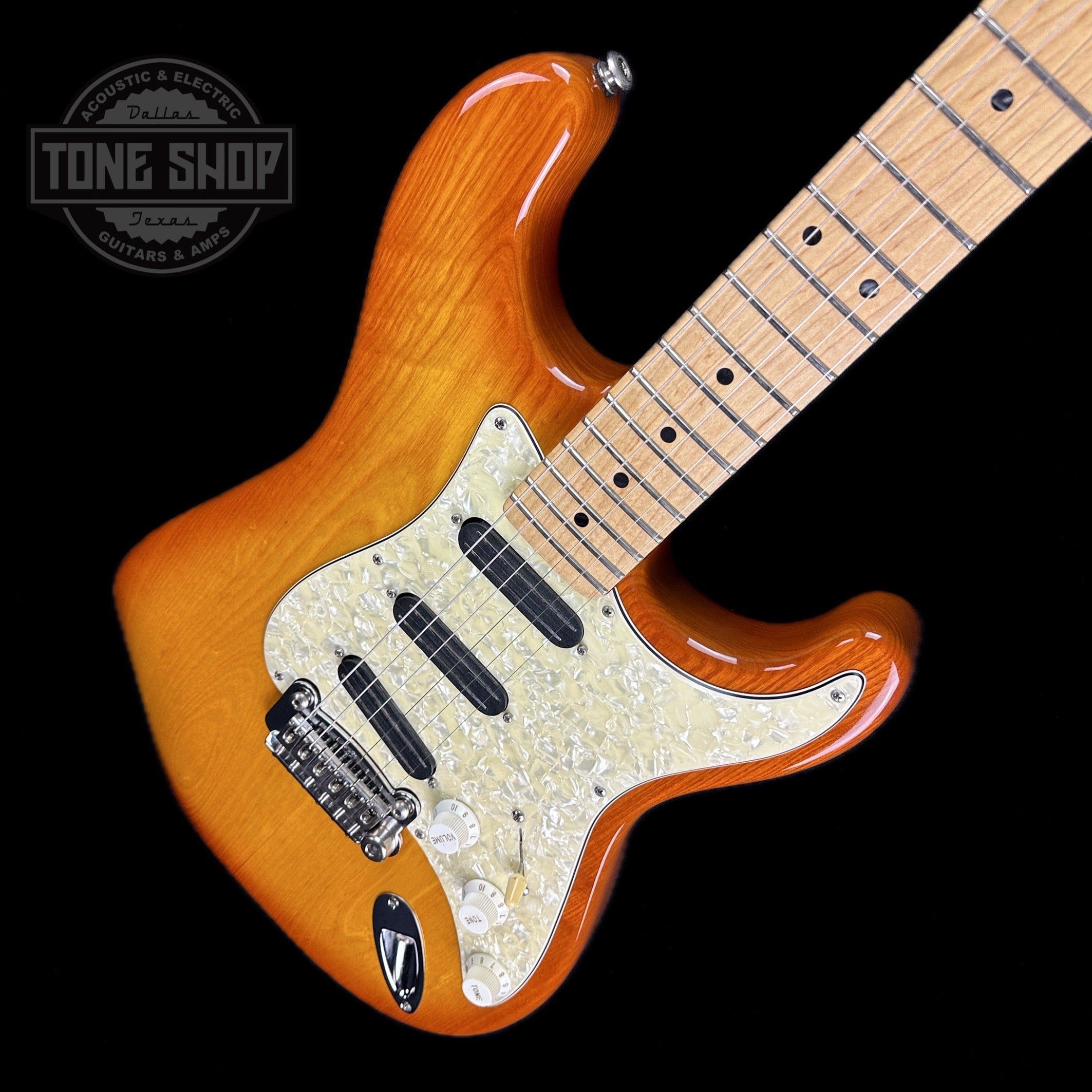 Used 1990s G&L Legacy Special Amber w/case TSU16514 – Tone Shop 