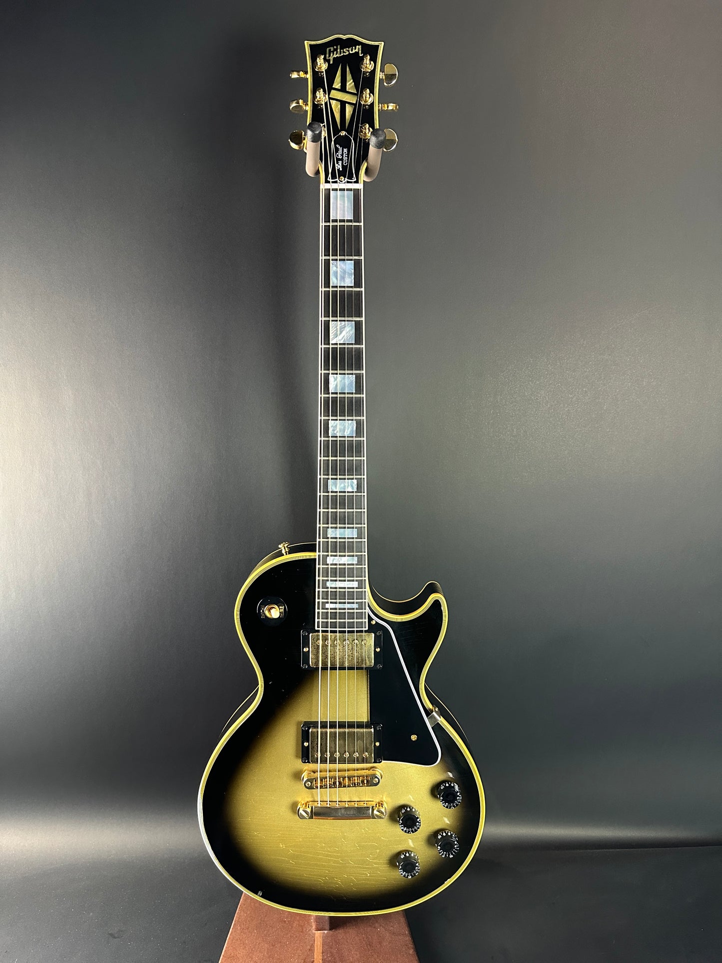 Full front of Used Gibson Custom Shop Les Paul Custom Antique Silverburst Murphy Lab Light Aged.