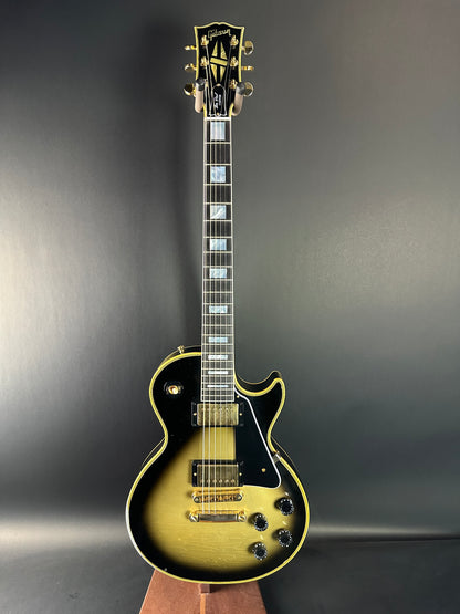 Full front of Used Gibson Custom Shop Les Paul Custom Antique Silverburst Murphy Lab Light Aged.