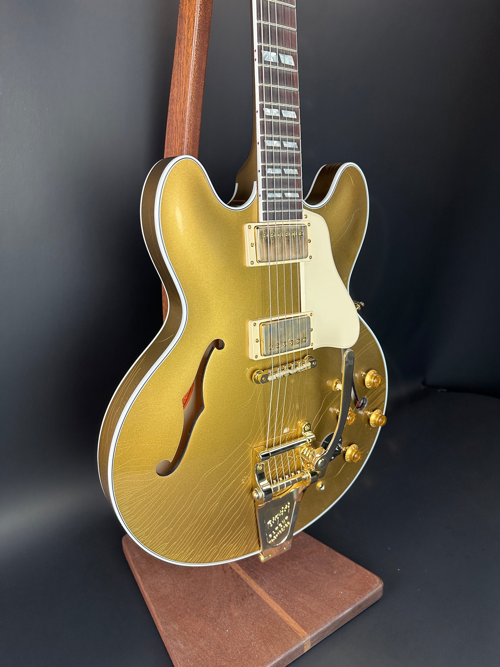 Front angle of Gibson Custom Shop M2M 1964 ES-345 Double Gold Murphy Lab Ultra Light Aged w/Bigsby.