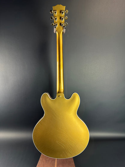 Full back of Gibson Custom Shop M2M 1964 ES-345 Double Gold Murphy Lab Ultra Light Aged w/Bigsby.