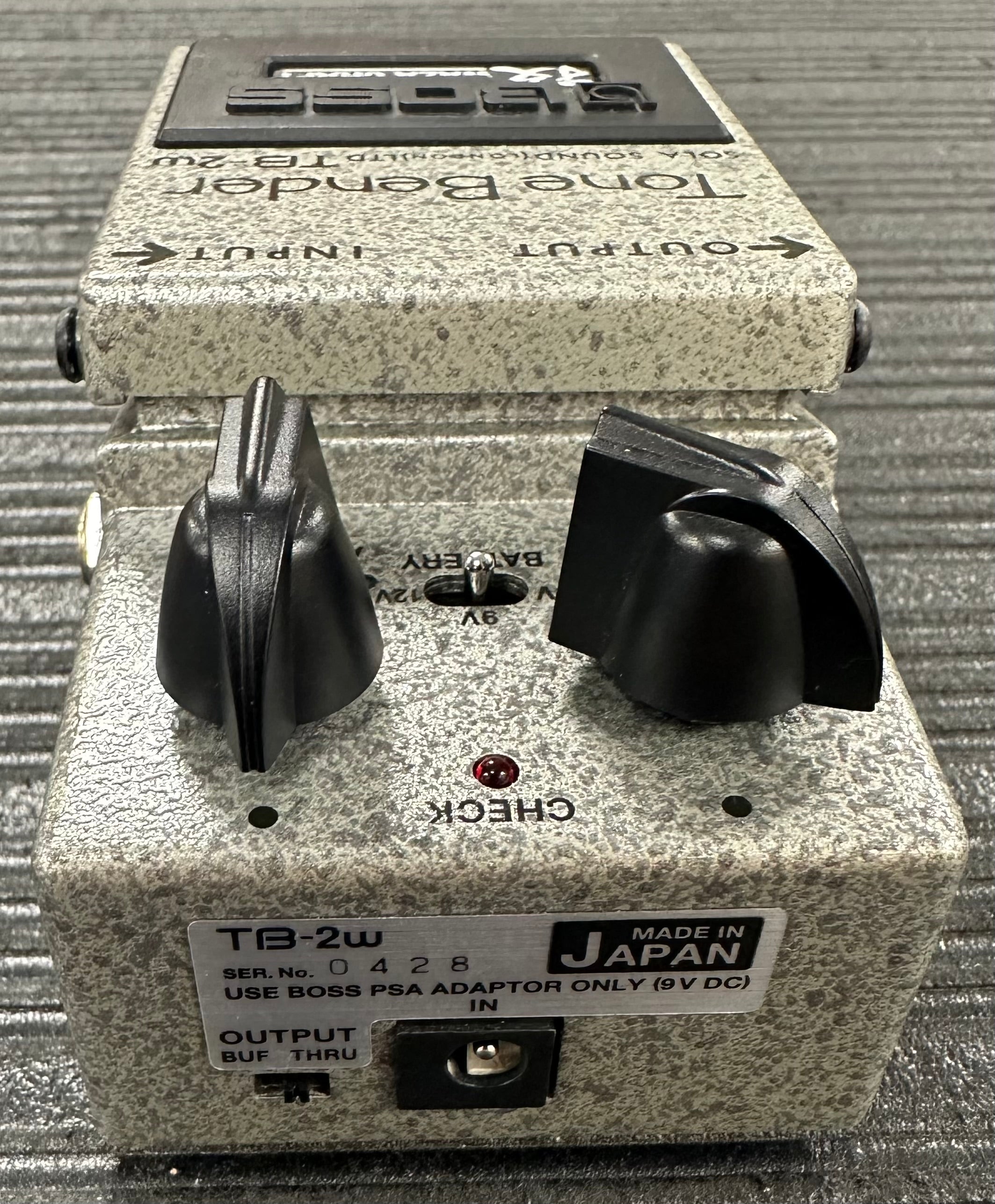 Used Boss TB-2W Tone Bender MKII Limited Edition Fuzz Pedal w/box w/All  Original Paperwork TSS4007