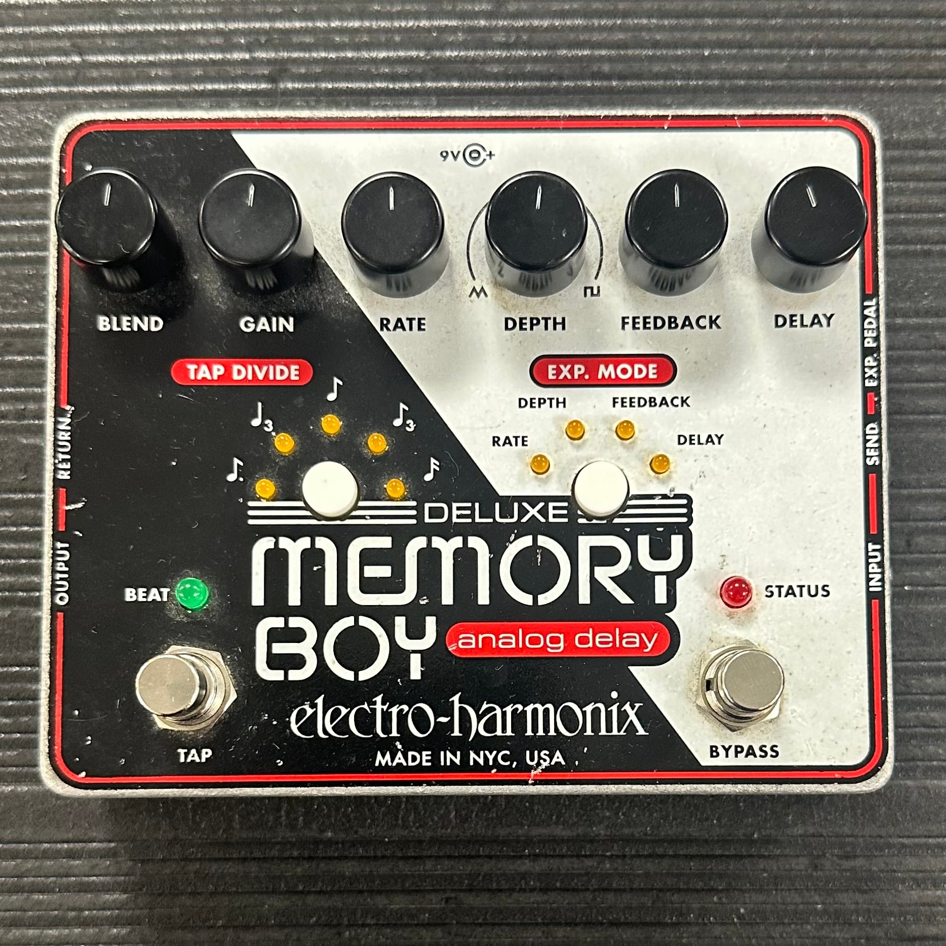 Top of Used EHX ELectro Harmonix Deluxe Memory Boy Analog Delay w/box TSS4478