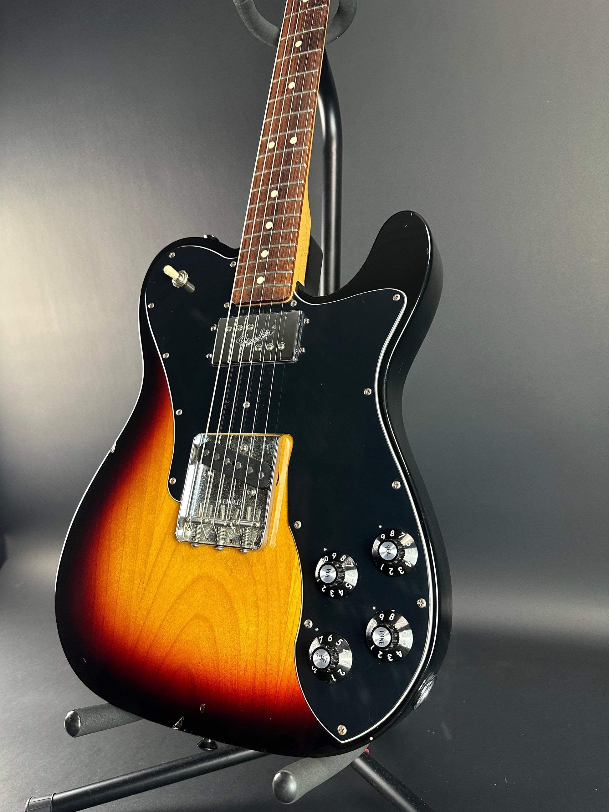 Front angle of Used Fender Classic Series '72 Telecaster Custom 3-Color Sunburst.