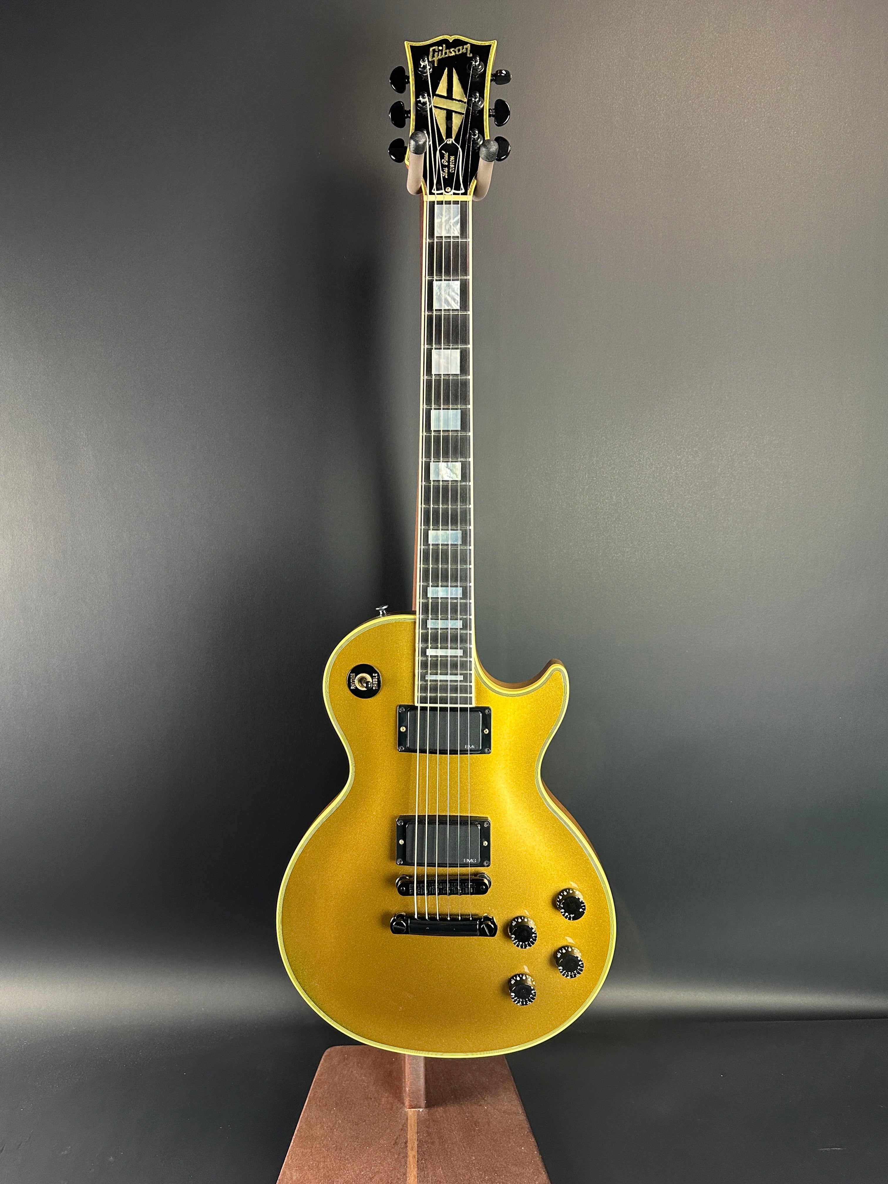 Used 1988 Gibson Les Paul Custom Lite Showcase Edition Gold Top w/case –  Tone Shop Guitars