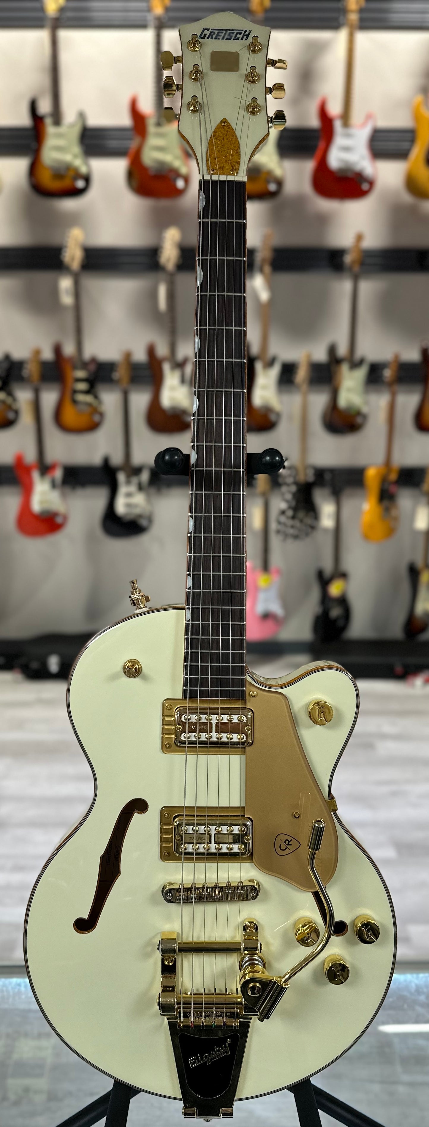 Full front of Used Gretsch Chris Rocha Signature Electromatic Broadkaster Jr w/bag TSS4490