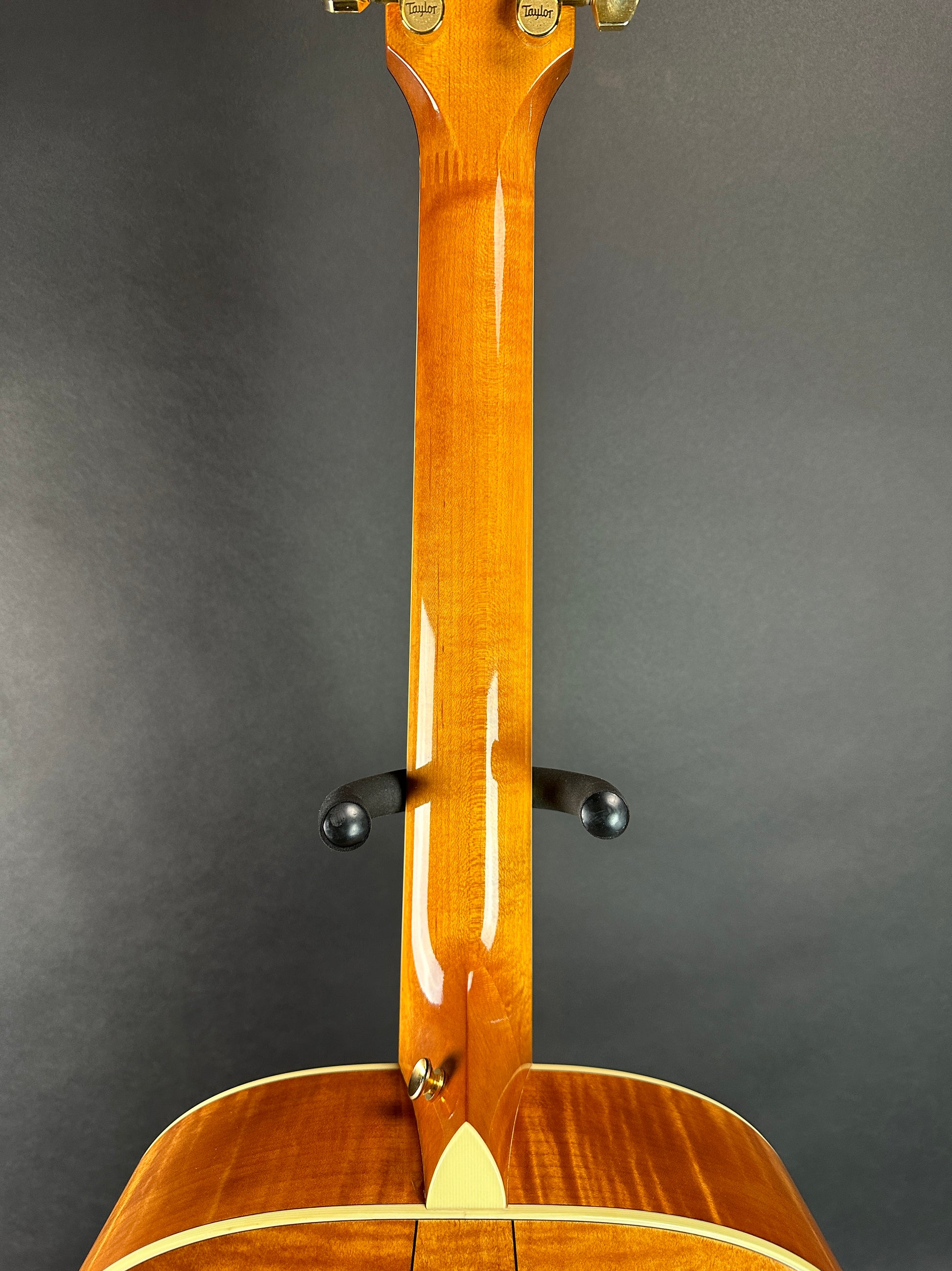 Back of neck of Used 2006 Taylor GS Big Leaf Maple / Sitka Natural.