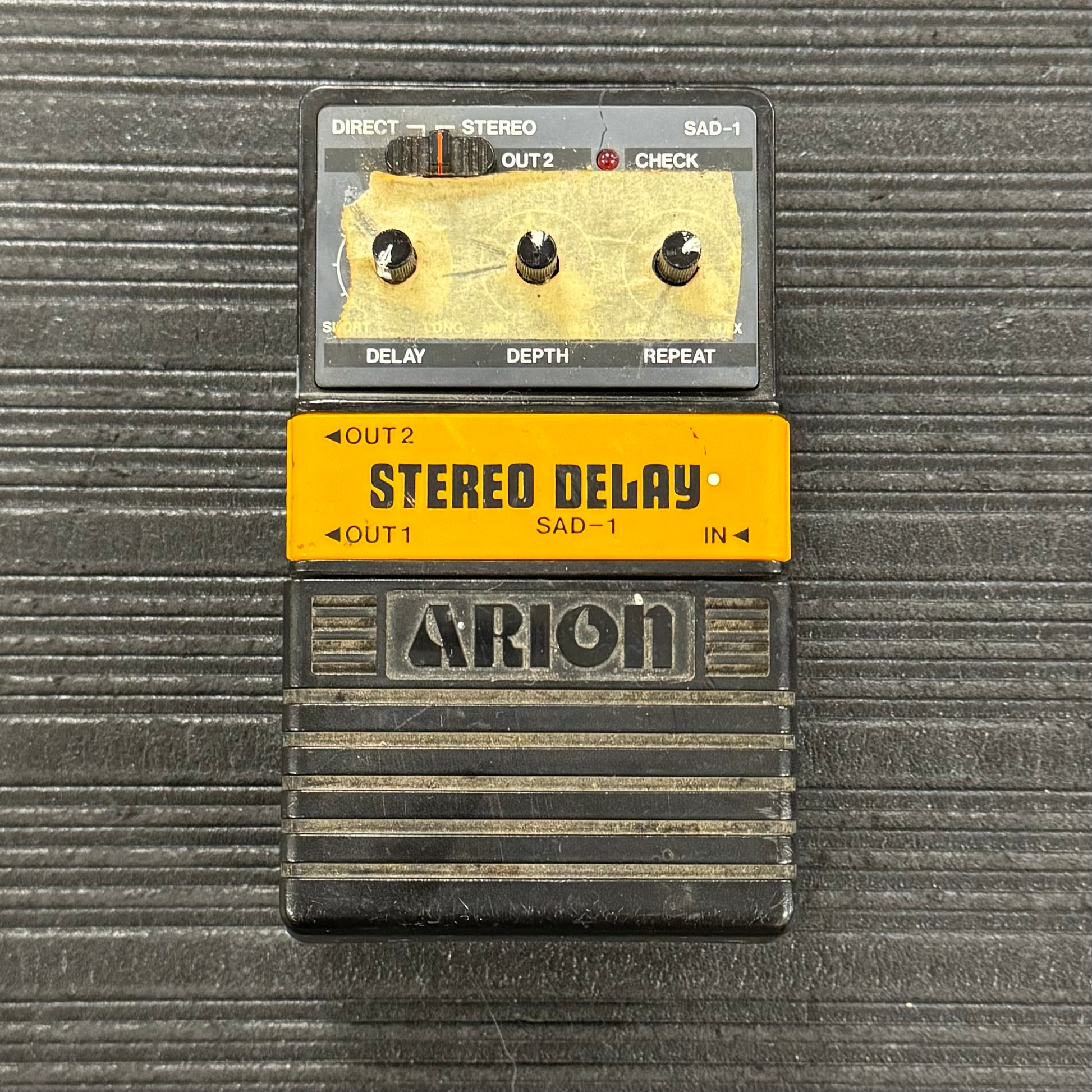 Top of Used Arion MIJ SAD-1 Stereo Delay 