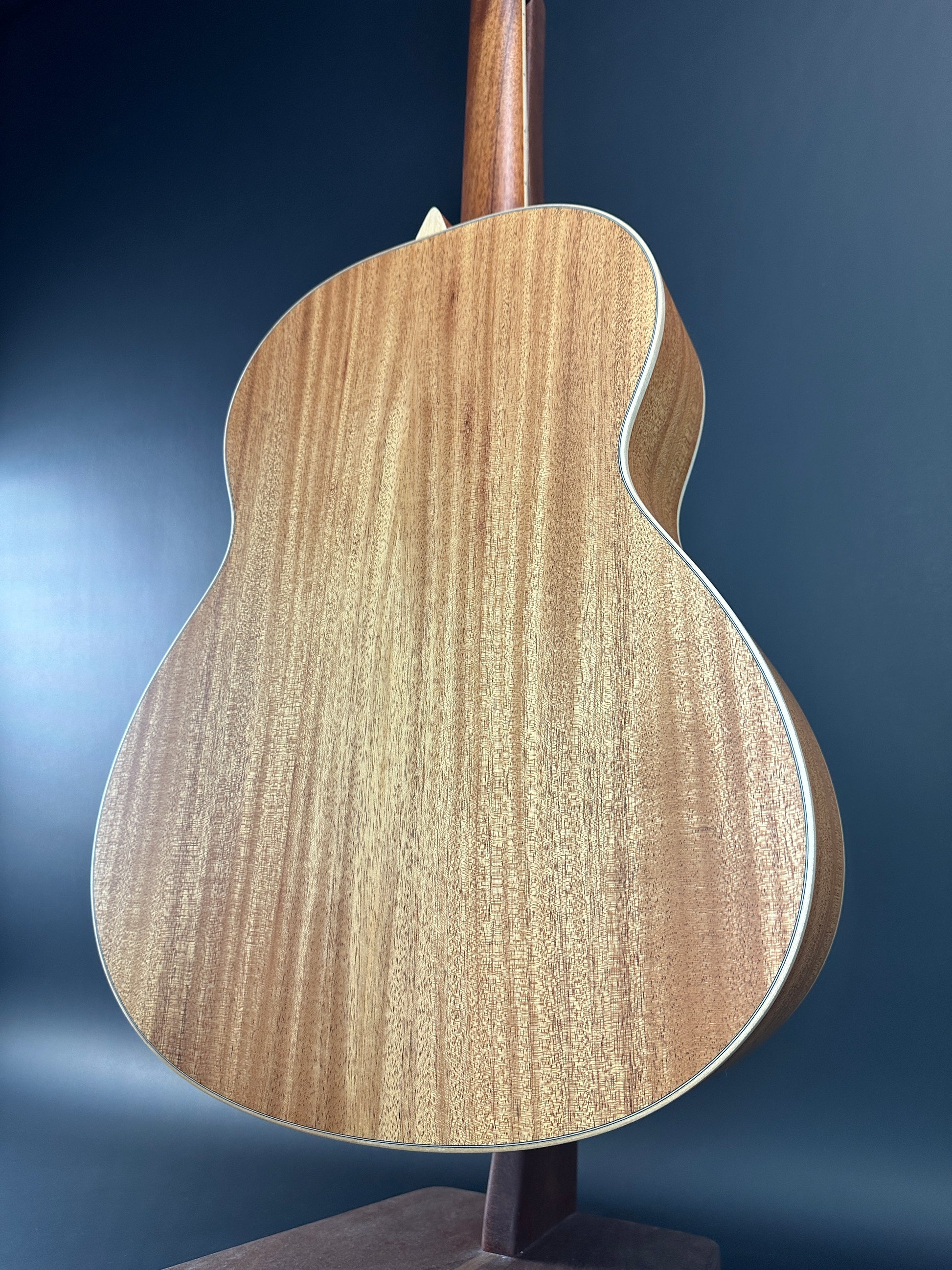 Back angle of Used Larrivee L-03e Natural.