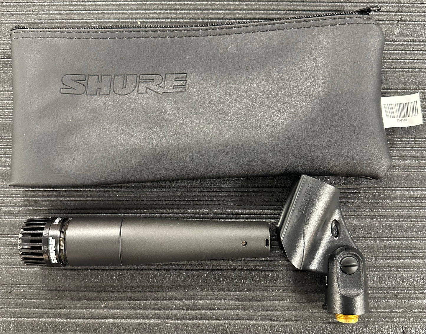 Front with bag and holder ofUsed Shure SM57 Cardioid Dynamic Mic TSS4023