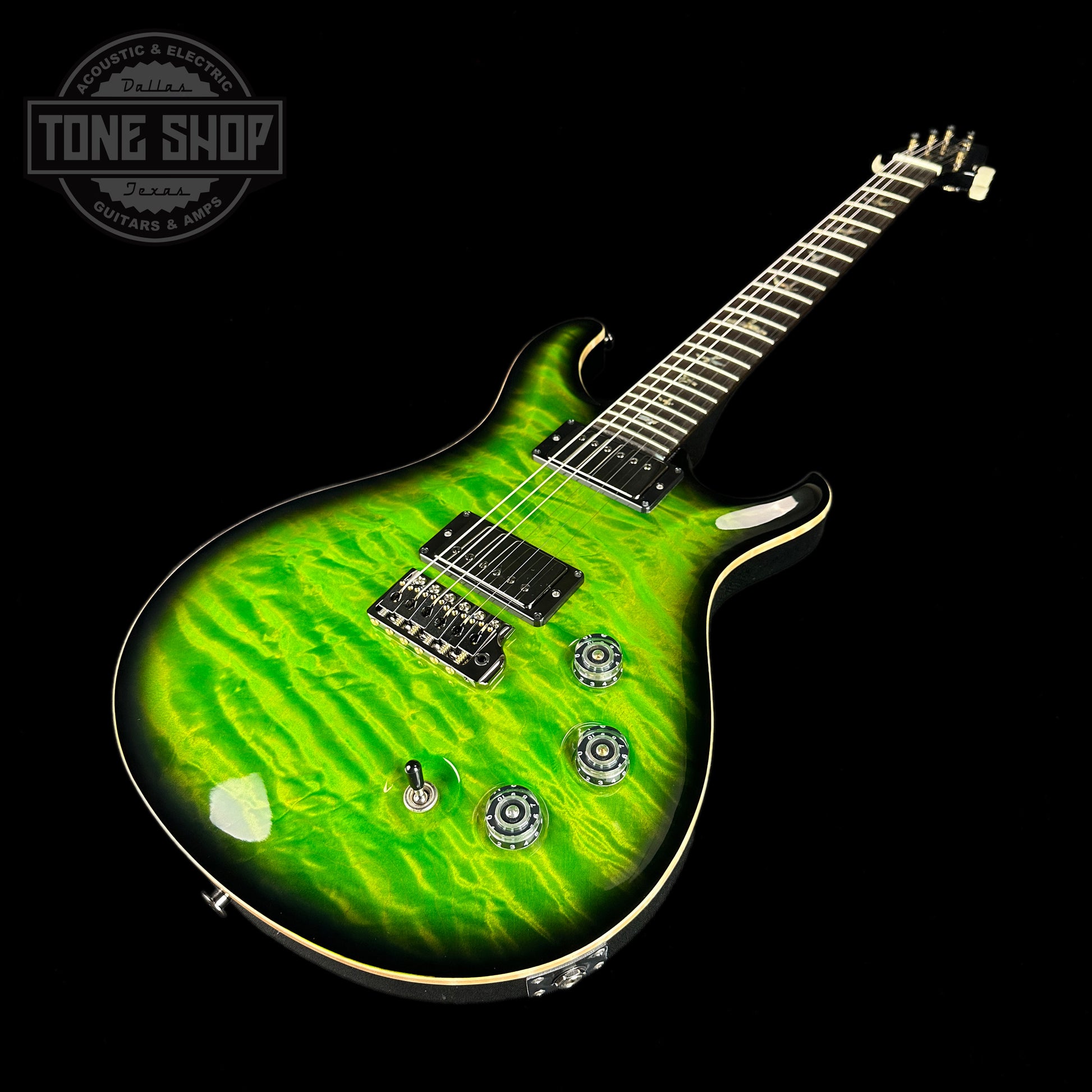 Front angle of PRS Wood Library DGT Eriza Verde Smokeburst Quilt 10 Top.