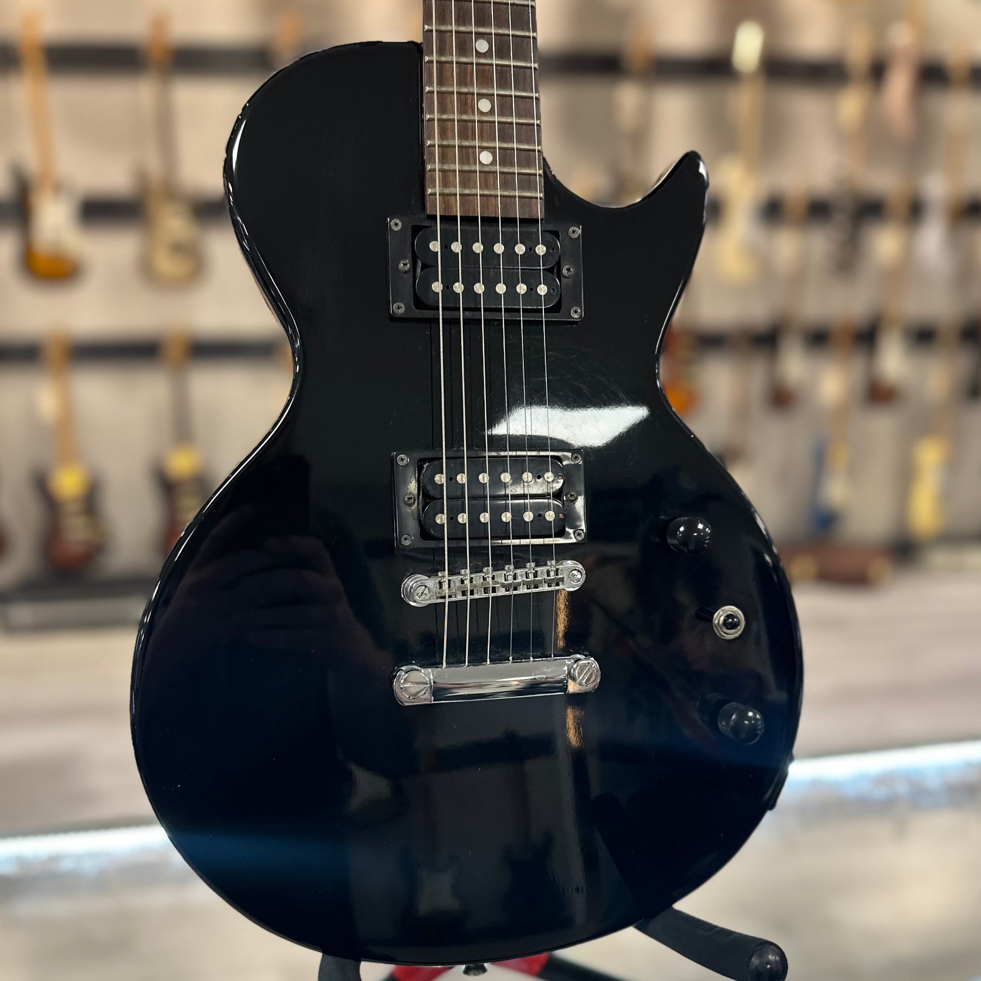 Front of Used Epiphone Les Paul Special Ebony TSS4338