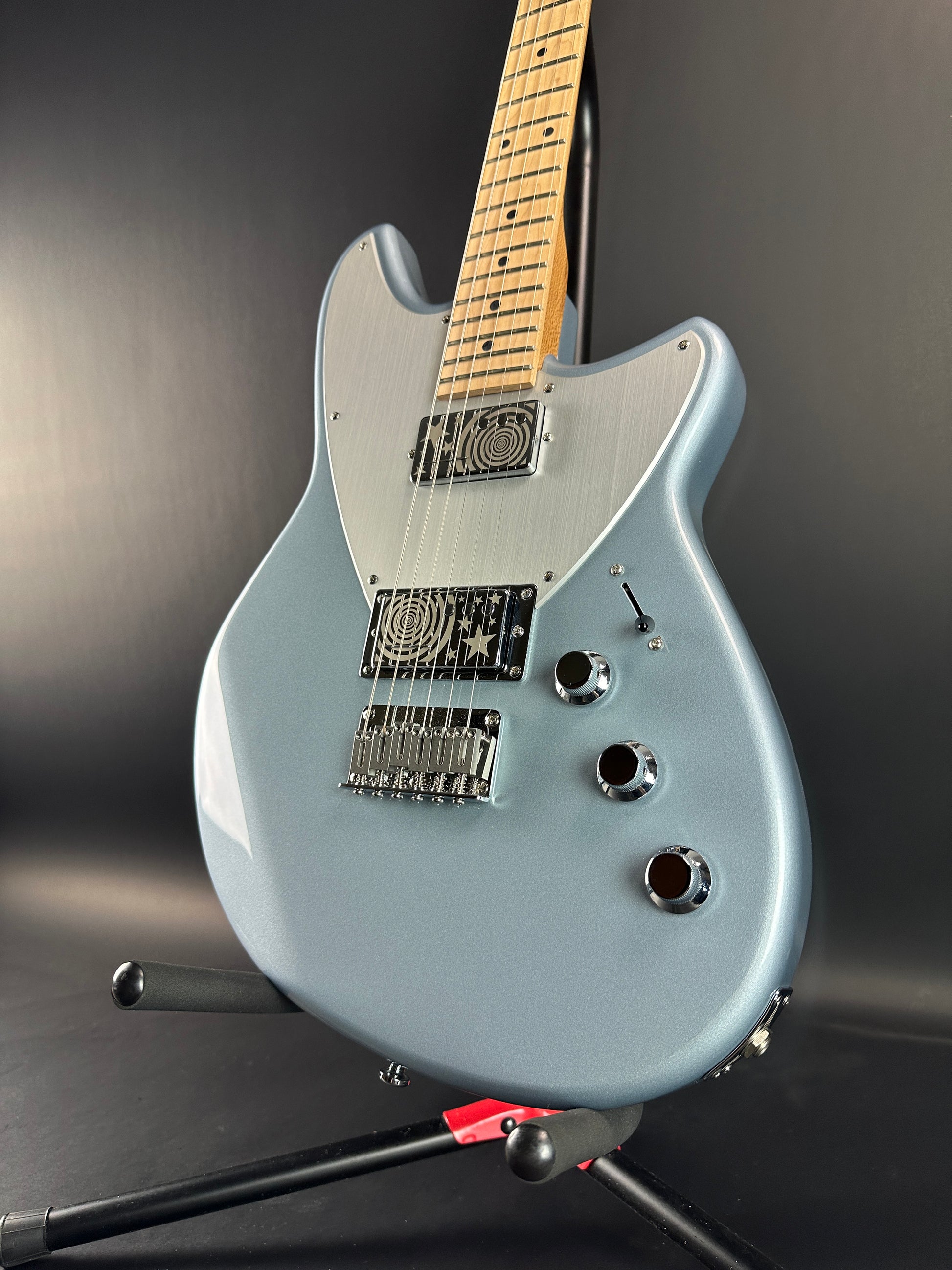 Front angle of Namm Demo Reverend Billy Corgan Z-One Silver Freeze.