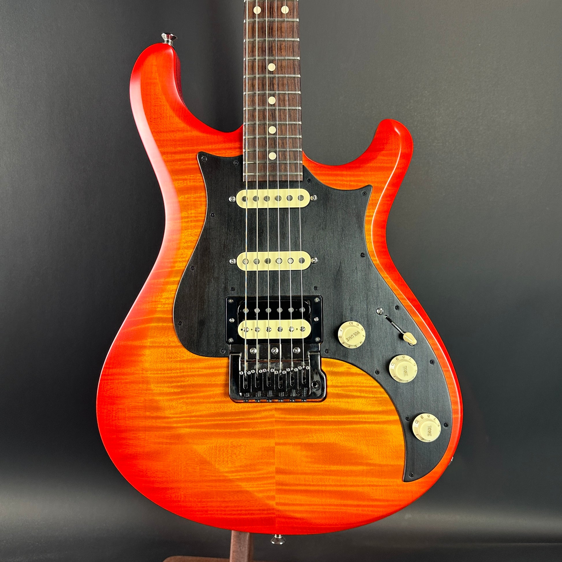 Front of Used Knaggs Severn HSS Cherry Sunburst.