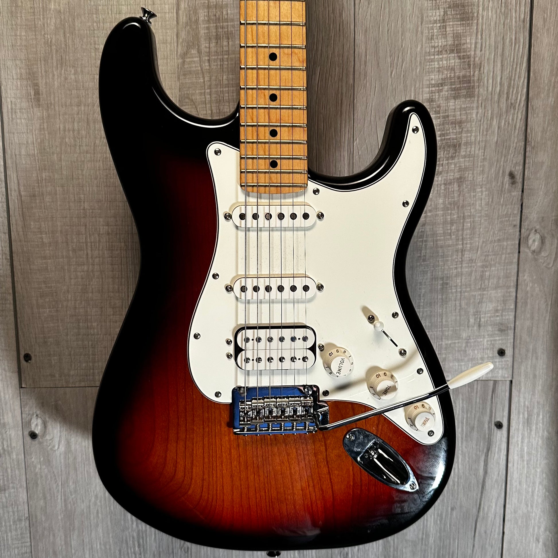 Front of Used 2022 Fender Player Stratocaster HSS 3-Tone Sunburst TSS3501