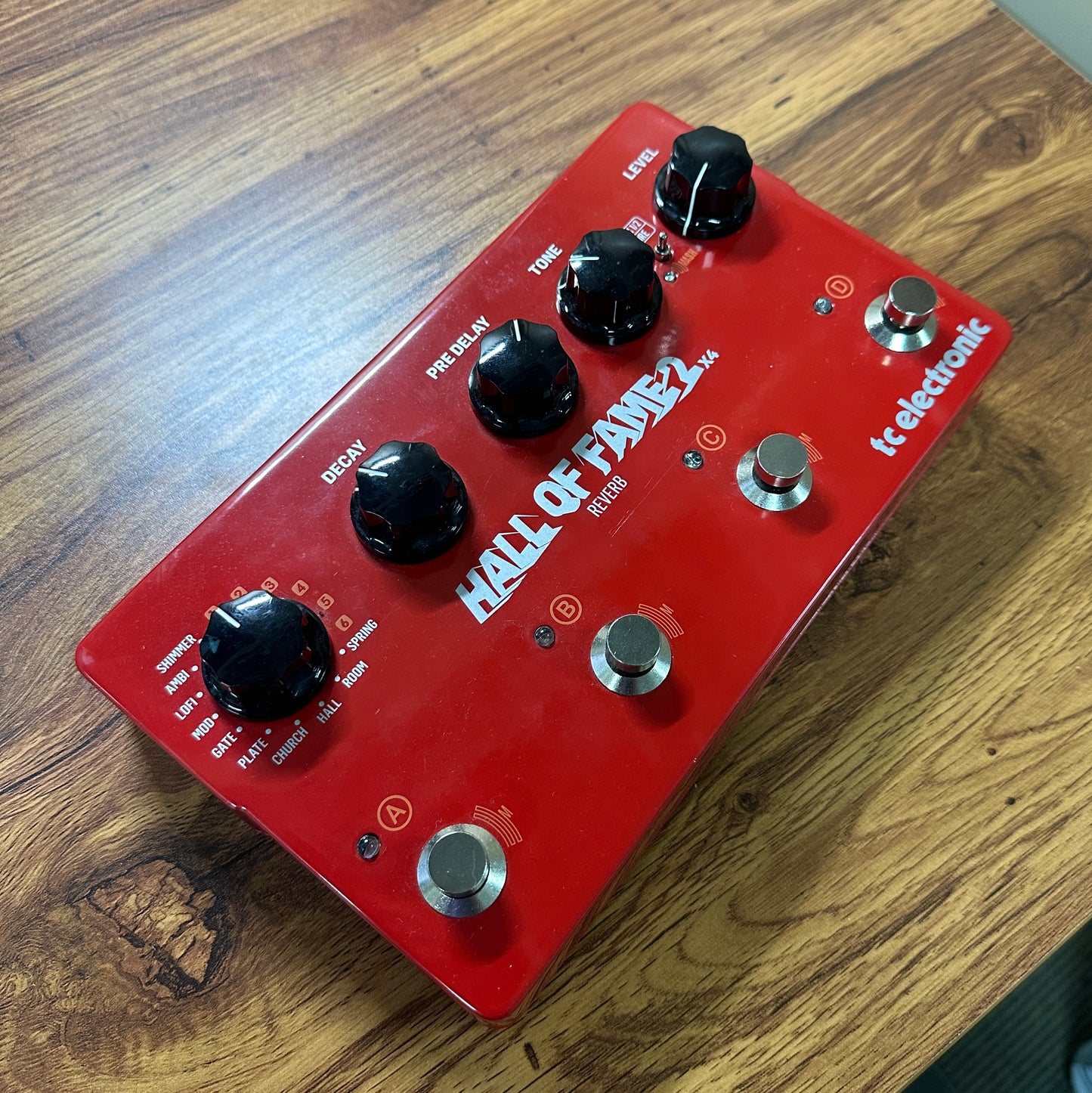 Top of Used TC Electronic Hall of Fame 2 x4.