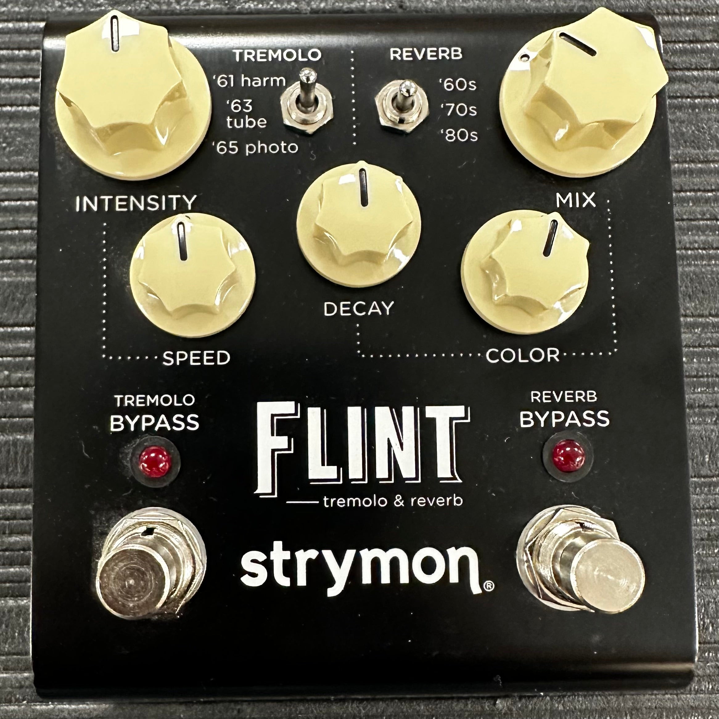 Used Strymon Flint V1 Tremolo ~and Reverb Pedal TSS3157 – Tone