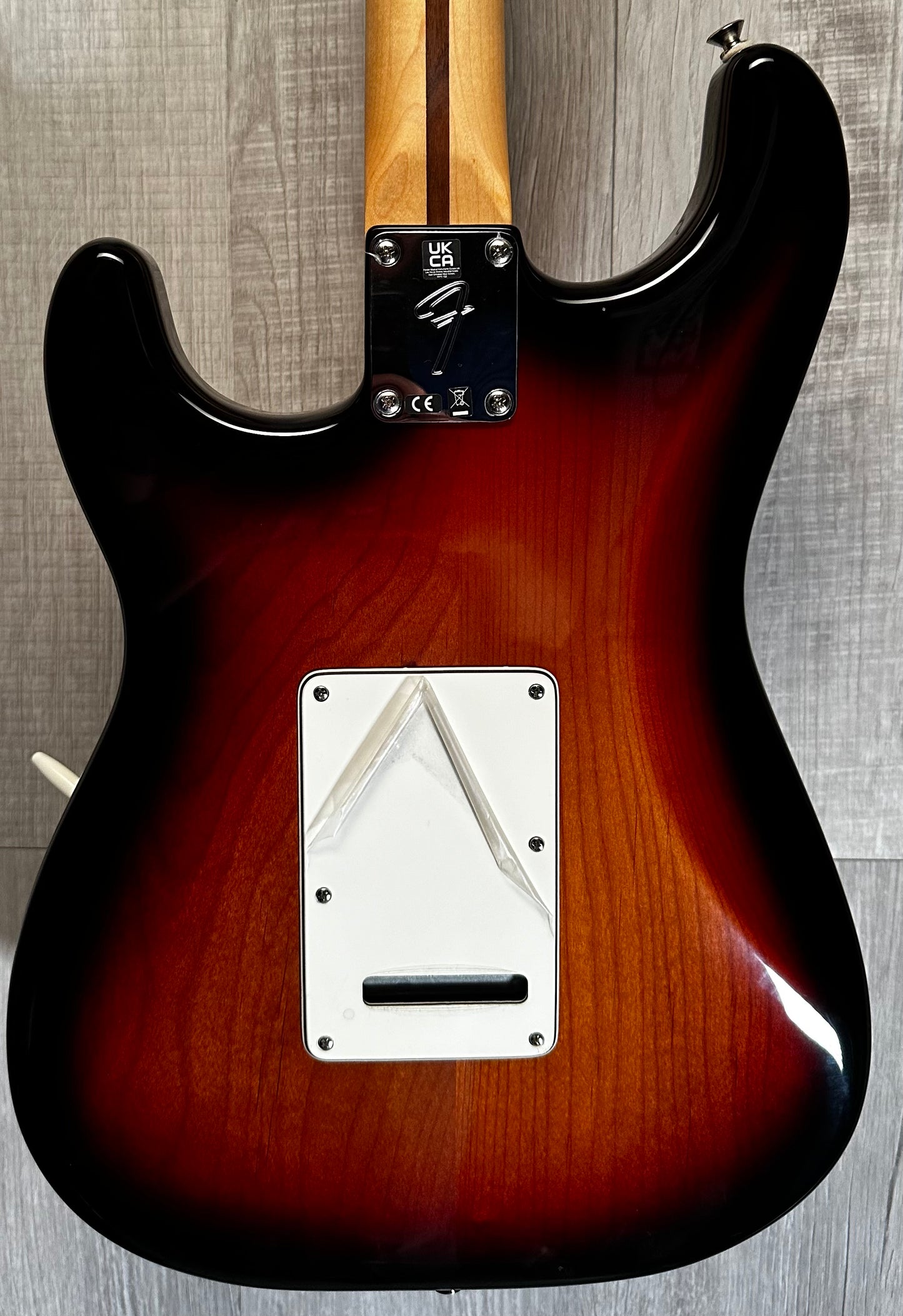 Back of Used 2022 Fender Player Stratocaster HSS 3-Tone Sunburst TSS3501