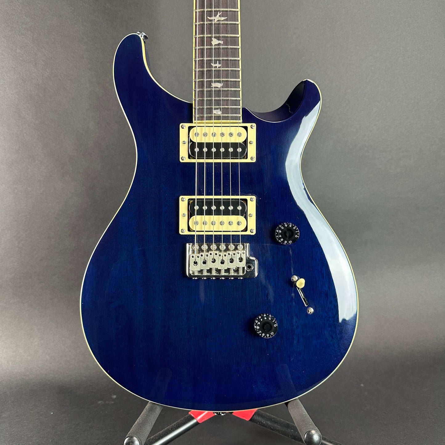 Front of body of Used PRS SE Standard 24 Blue.