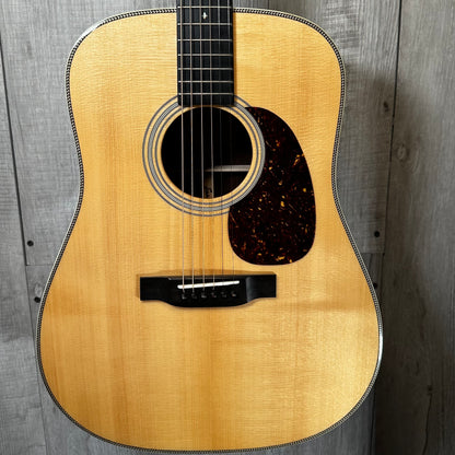 Front view of Used Eastman E8D-TC Acoustic w/case 