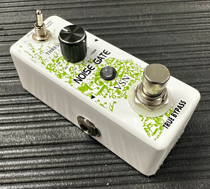 Side view of Used VSN Noise Gate Pedal 