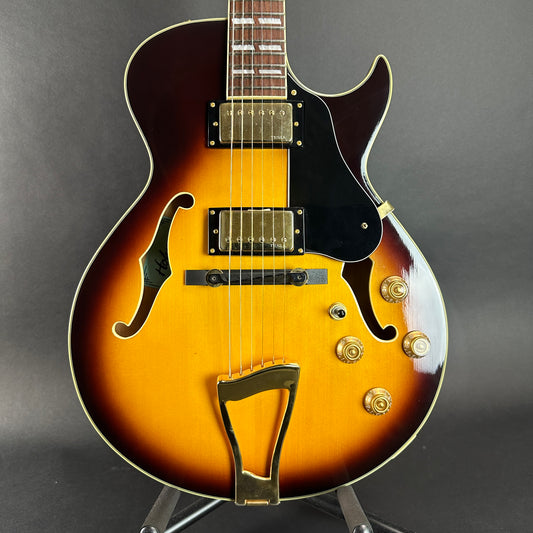 Front of Used Hohner IIJ-5 Hollowbody Sunburst.