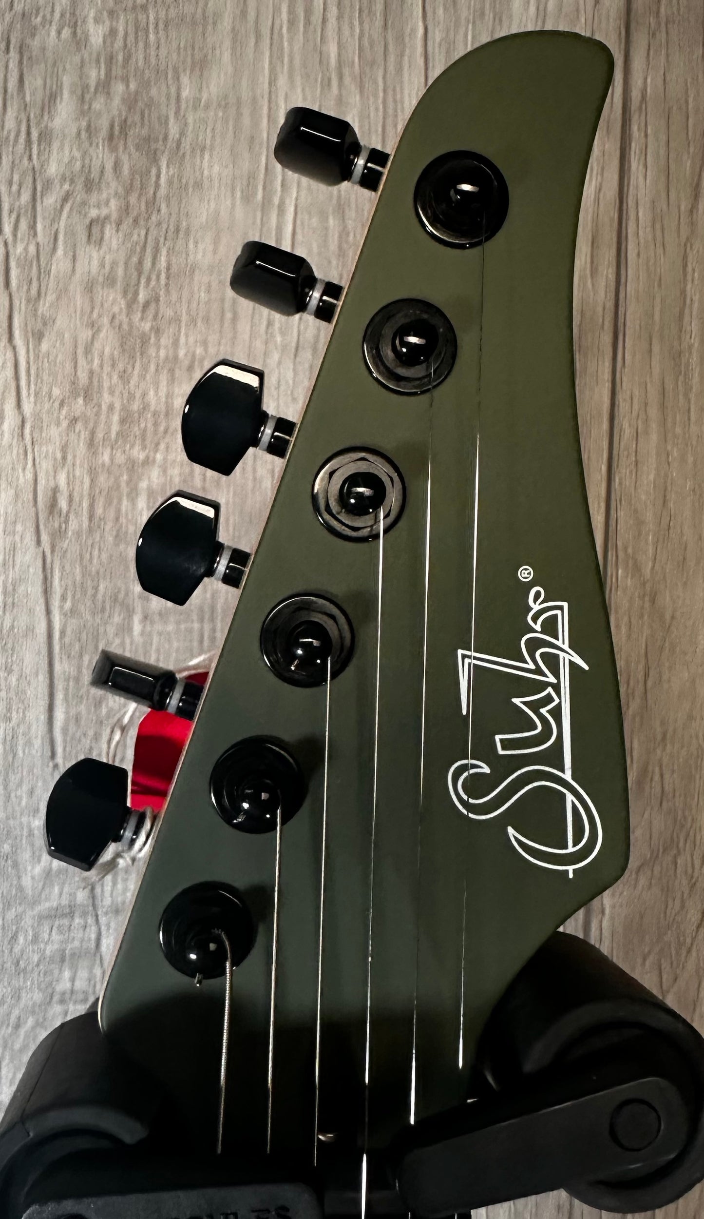 HHeadstock of Used Suhr Modern Terra HSH Dark Forest Green w/case TSS3502